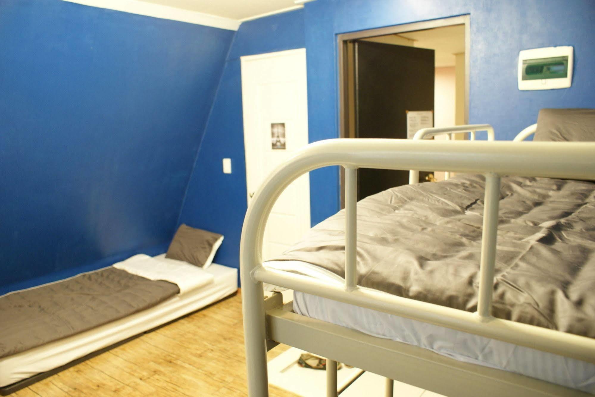 J Guesthouse Сеул Екстериор снимка
